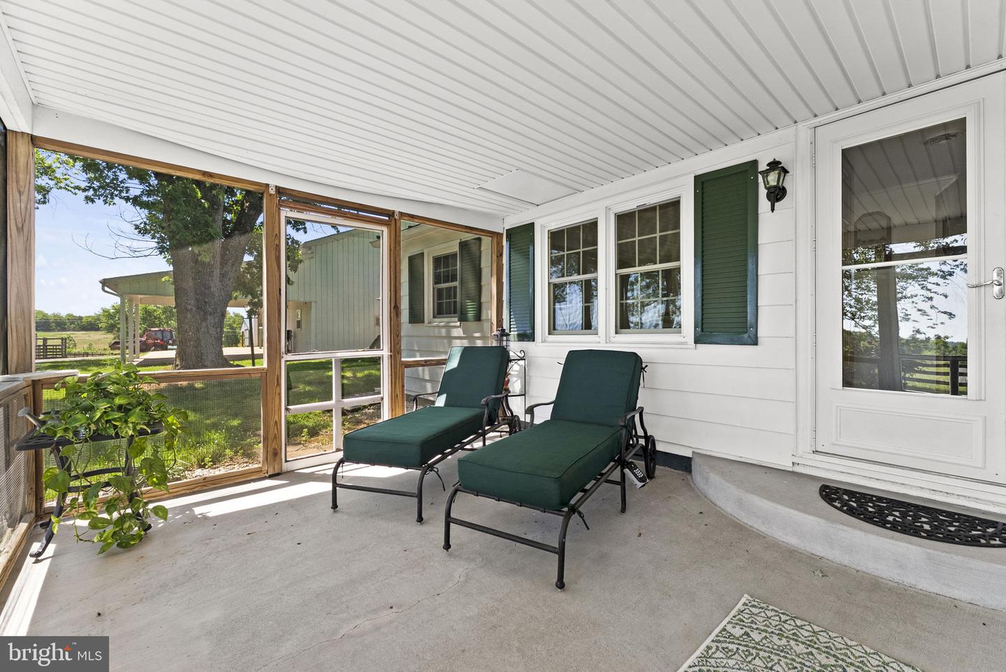 18030 Bel Pre Rd Property Photo 19