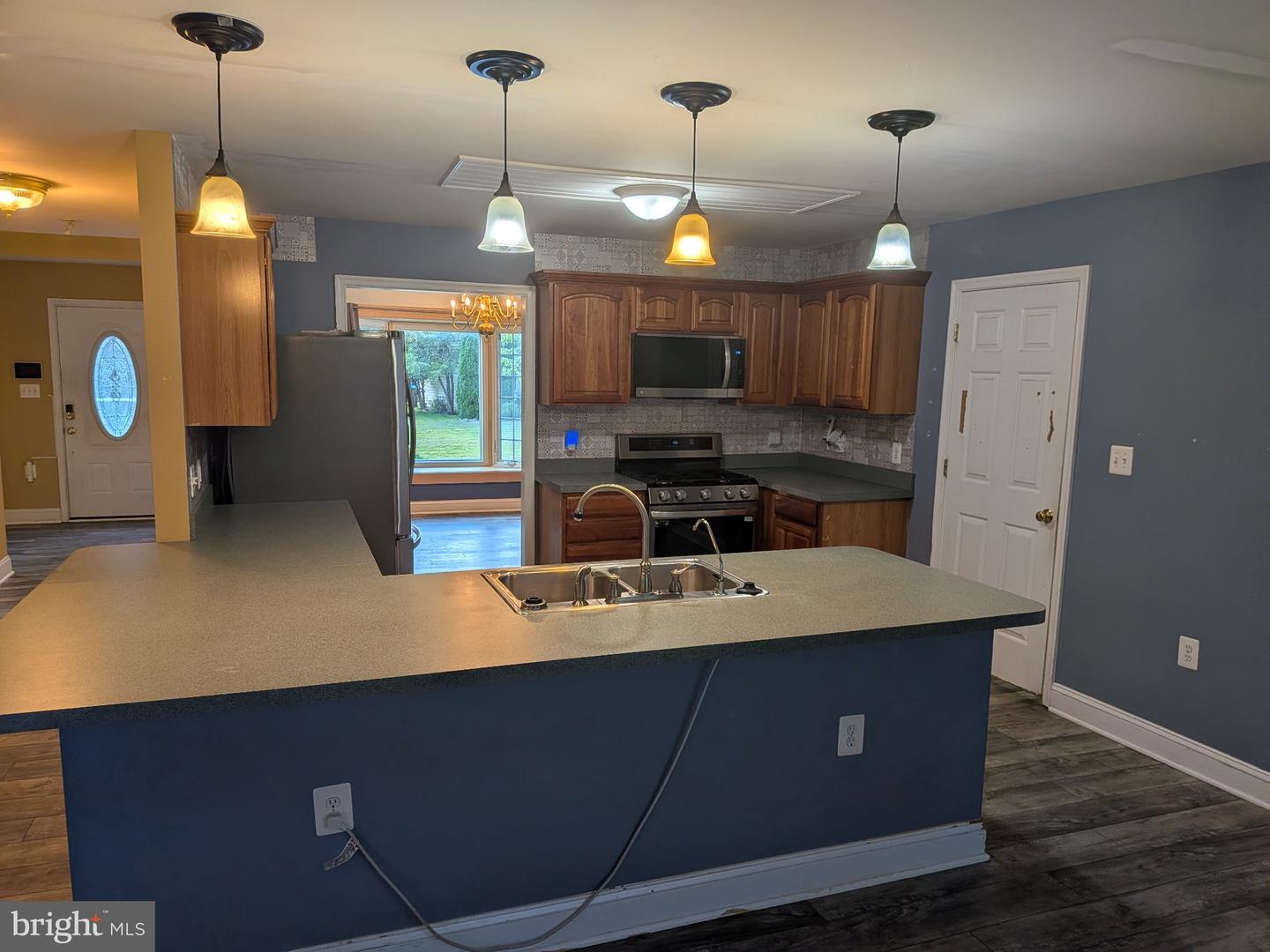 823 Woodcrest Loop Property Photo 4
