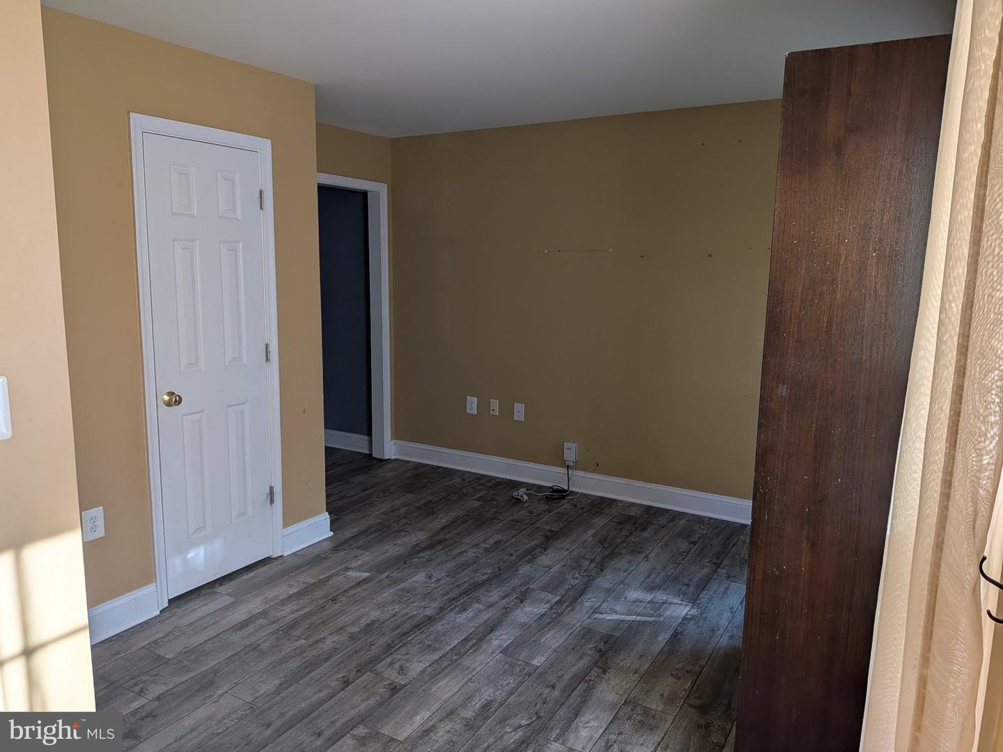 823 Woodcrest Loop Property Photo 10