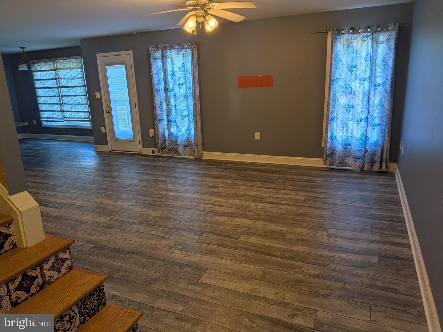 823 Woodcrest Loop Property Photo 12
