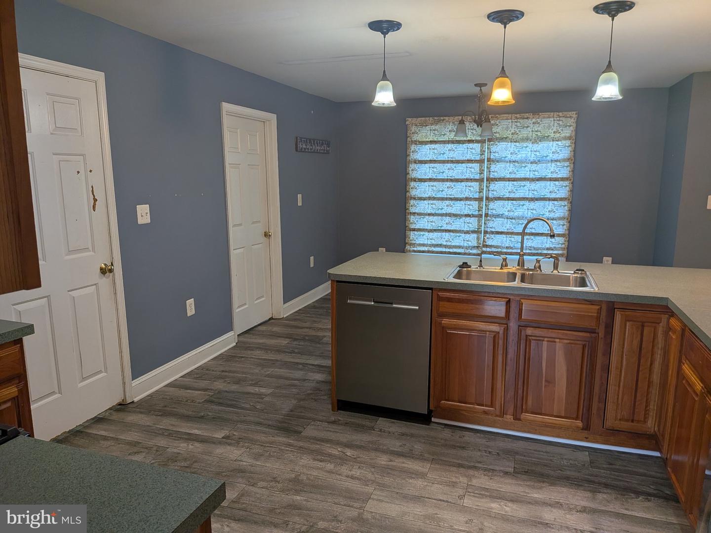 823 Woodcrest Loop Property Photo 16