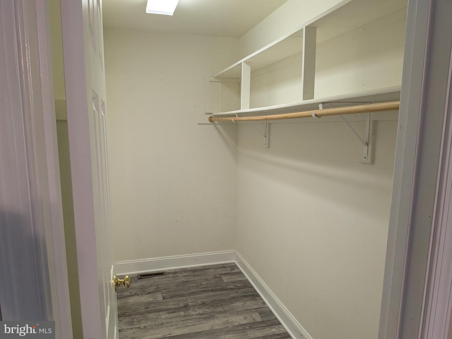 823 Woodcrest Loop Property Photo 22