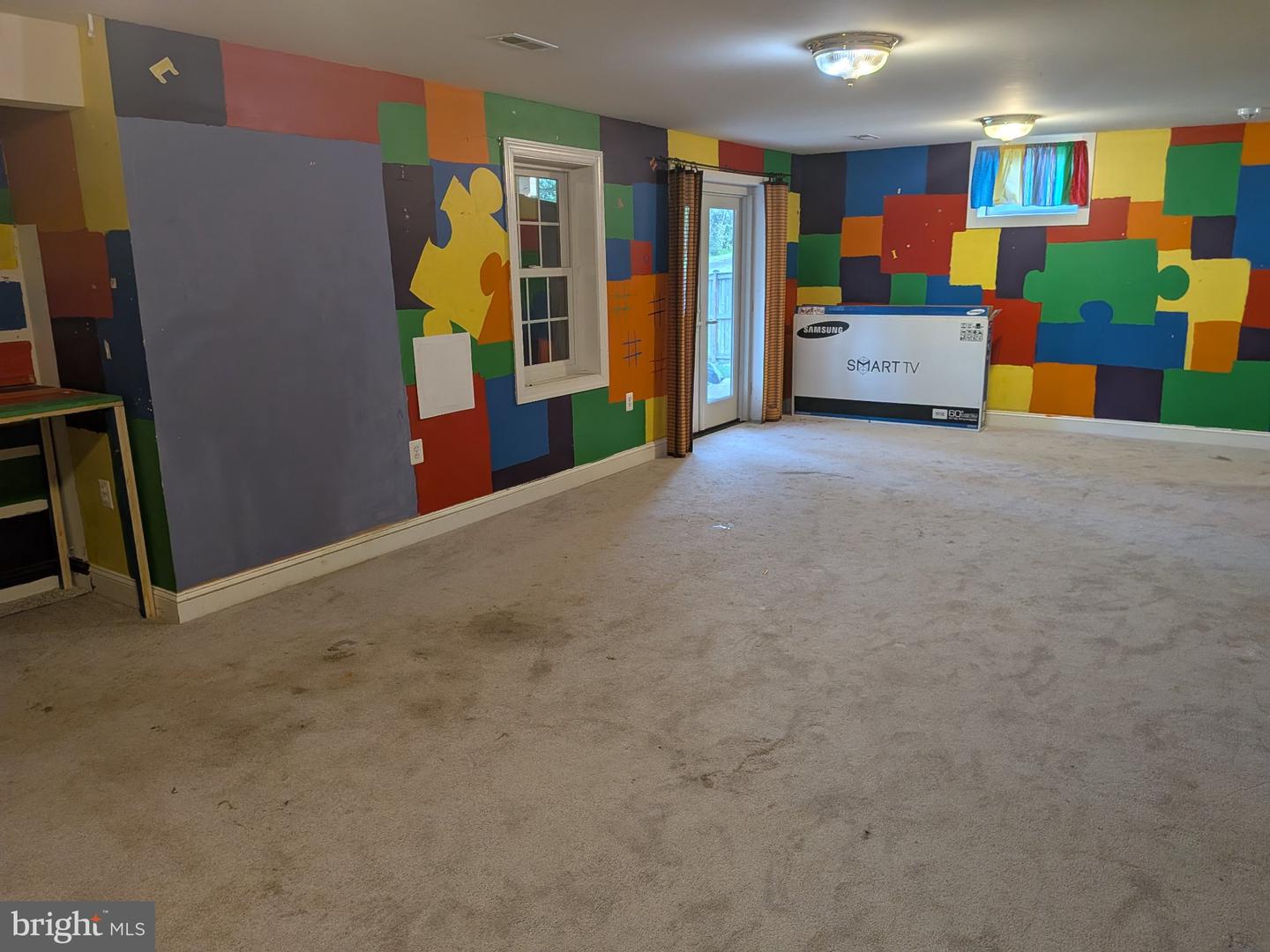 823 Woodcrest Loop Property Photo 31