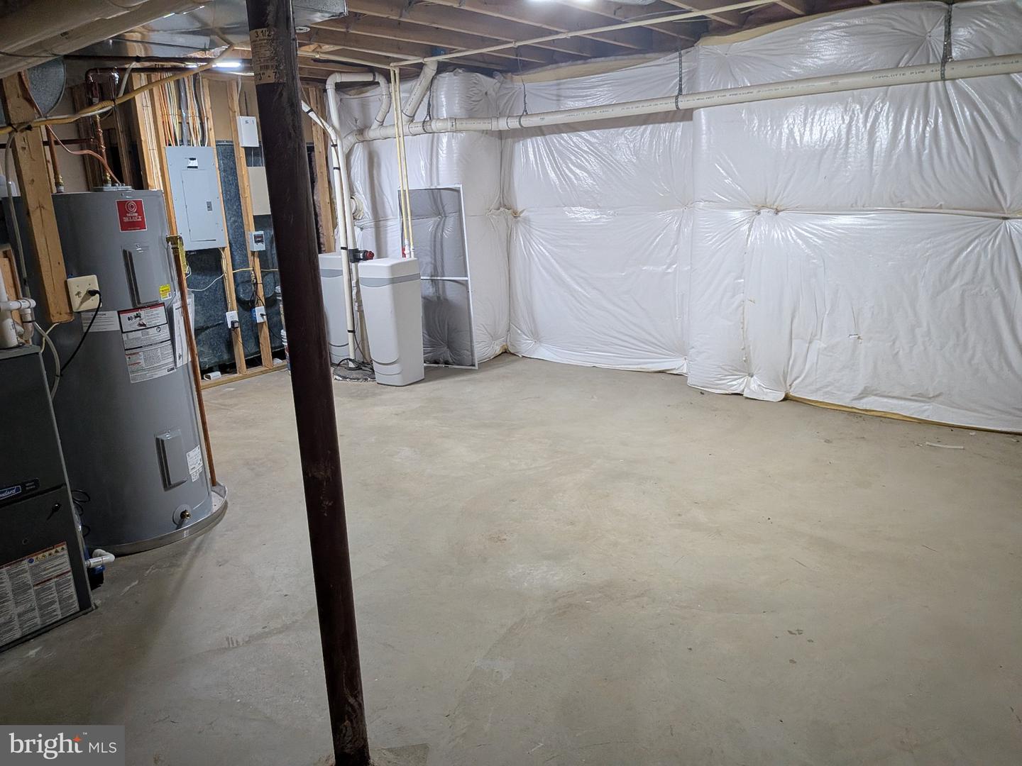 823 Woodcrest Loop Property Photo 34