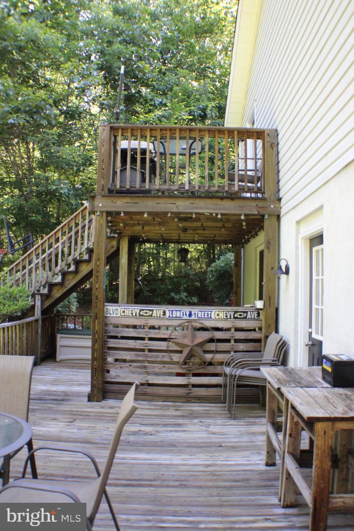 5964 Riverbend Ln Property Photo 31