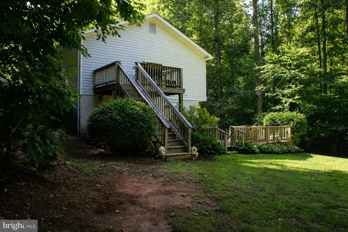 5964 Riverbend Ln Property Photo 32