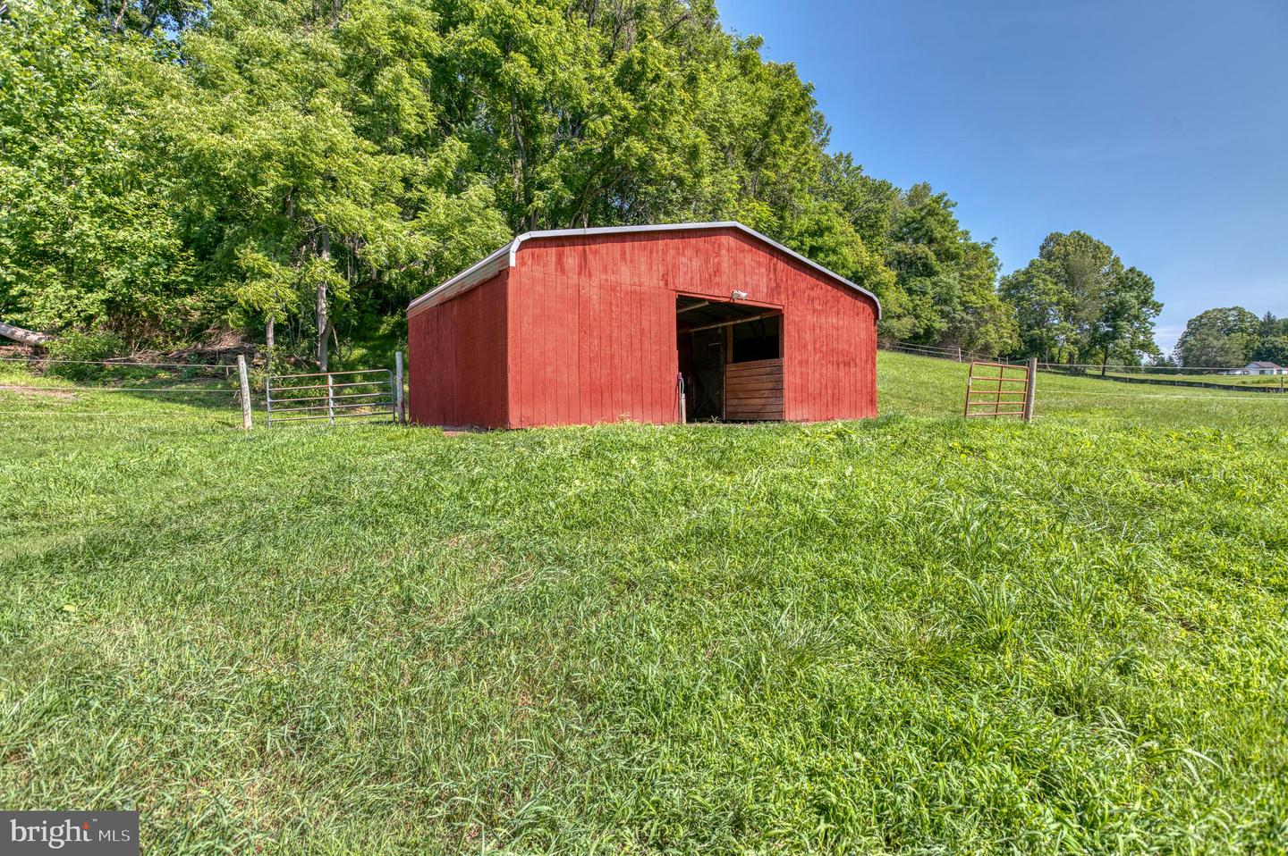 12210 Eggbornsville Rd Property Photo 4