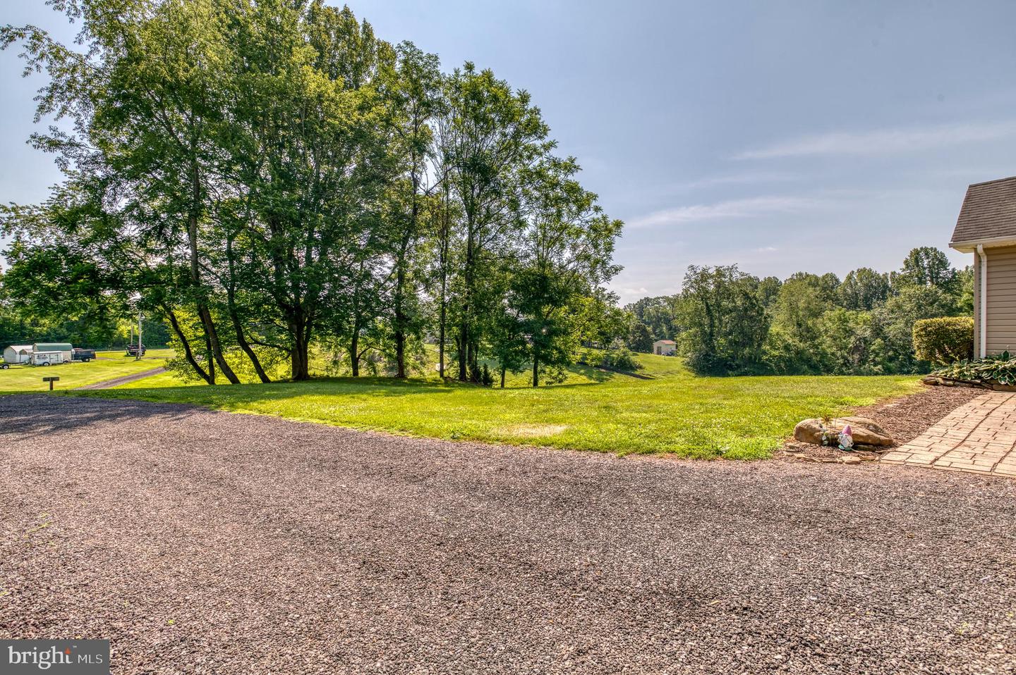 12210 Eggbornsville Rd Property Photo 9