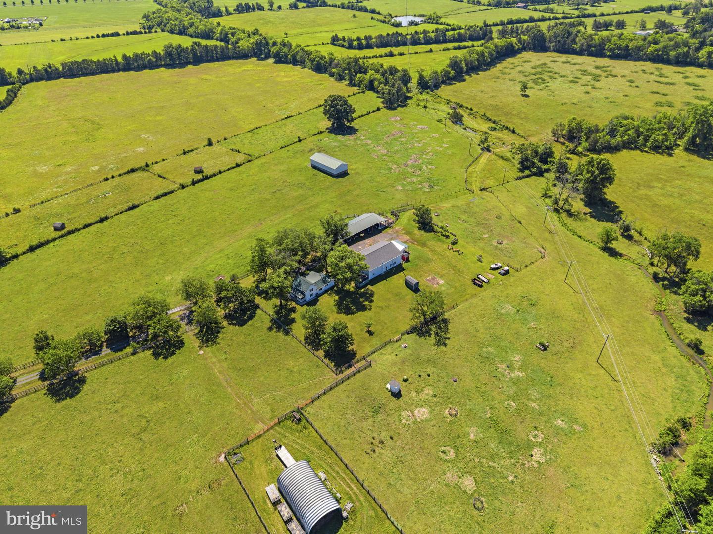 18030 Bel Pre Rd Property Photo 5