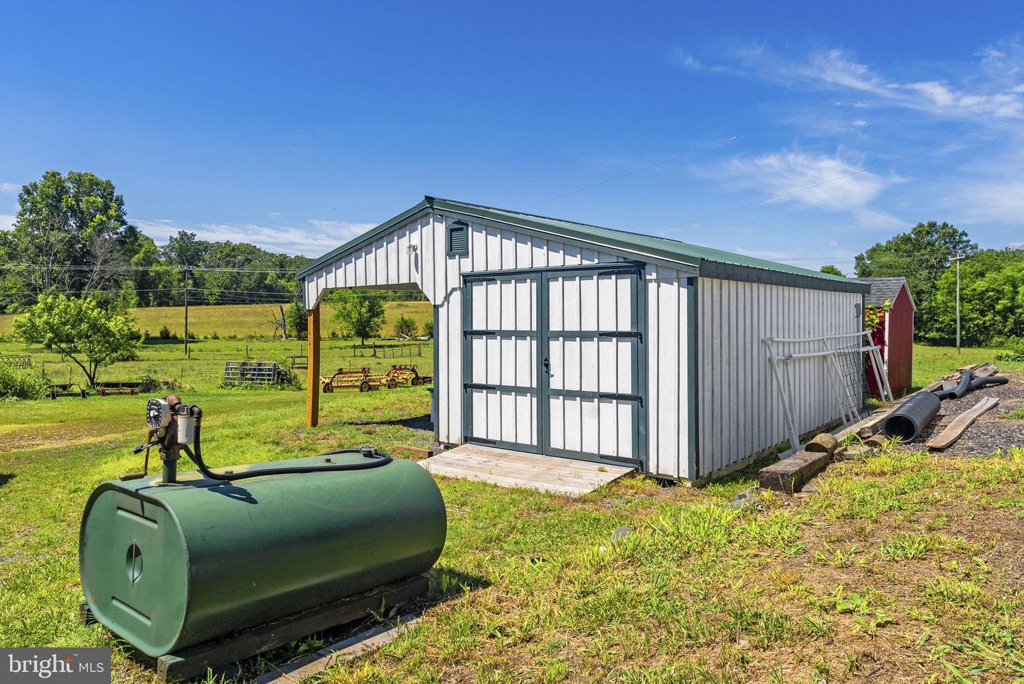 18030 Bel Pre Rd Property Photo 21
