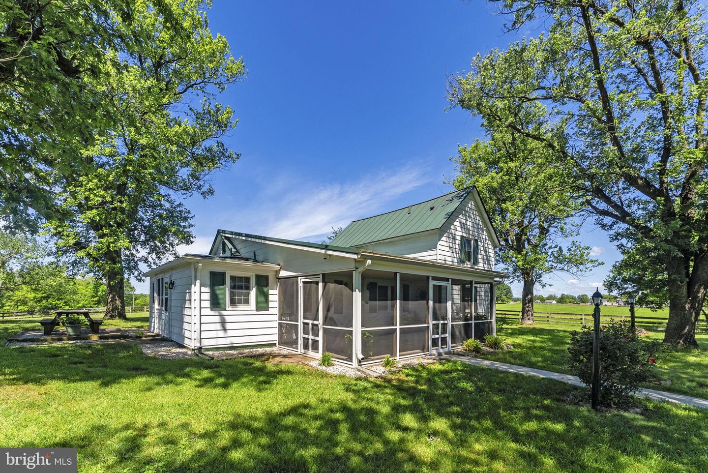 18030 Bel Pre Rd Property Photo 26