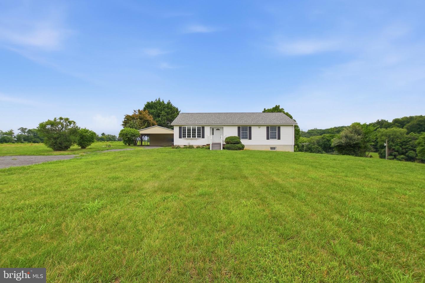 4407 Indian Run Rd Property Photo 2