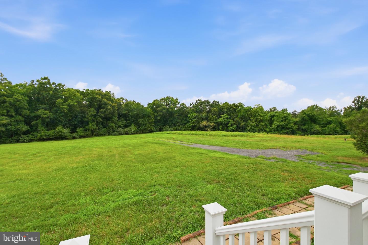 4407 Indian Run Rd Property Photo 7