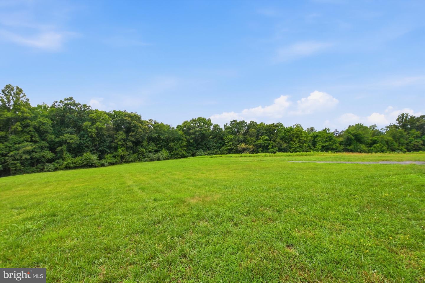 4407 Indian Run Rd Property Photo 11