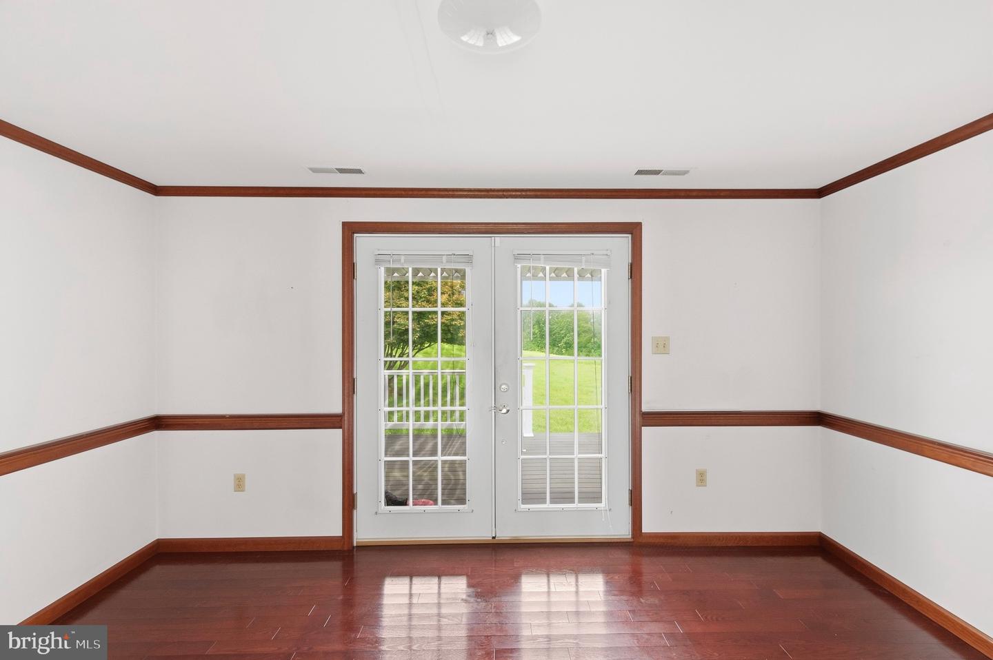 4407 Indian Run Rd Property Photo 14