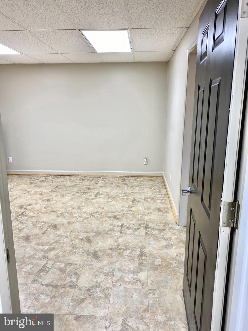 306 S Main St #b Property Photo 2