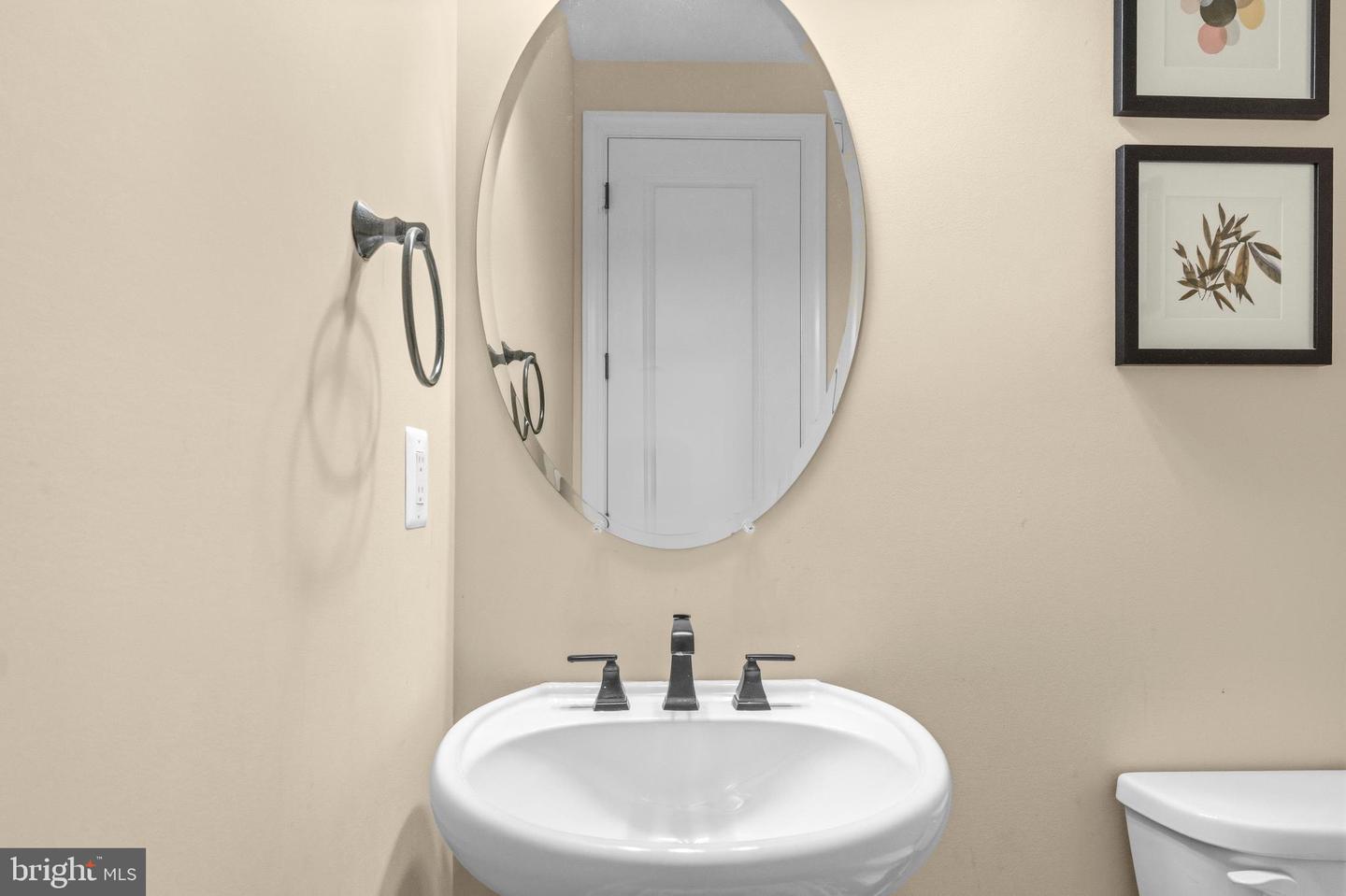 2125 Chestnut Dr Property Photo 13