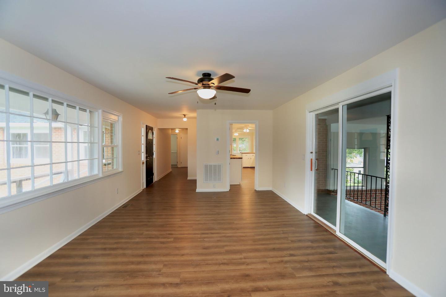 1138 Oaklawn Drive Property Photo 7