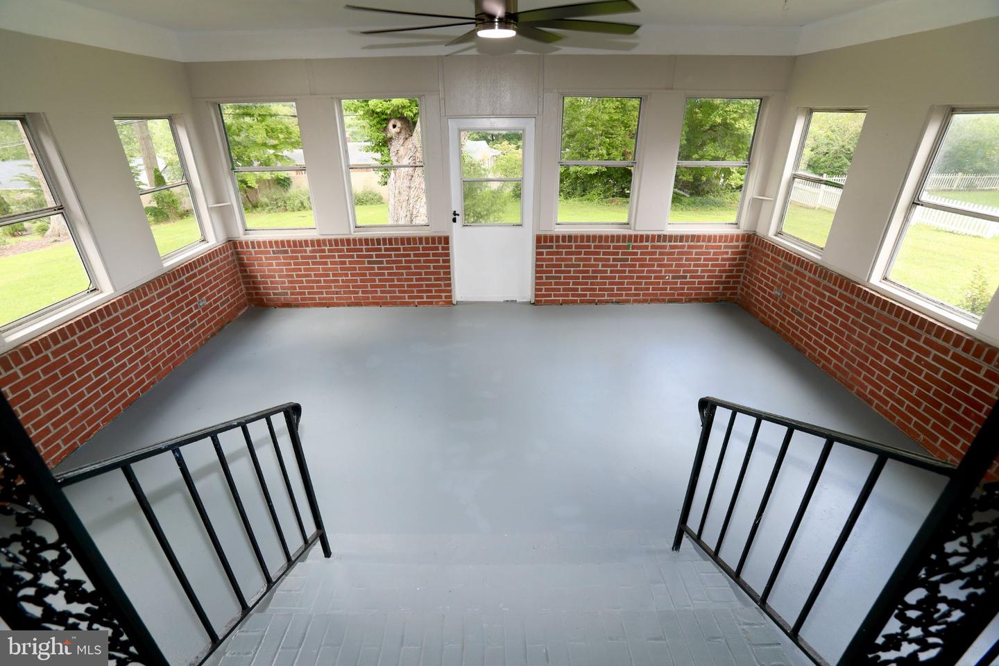 1138 Oaklawn Drive Property Photo 30