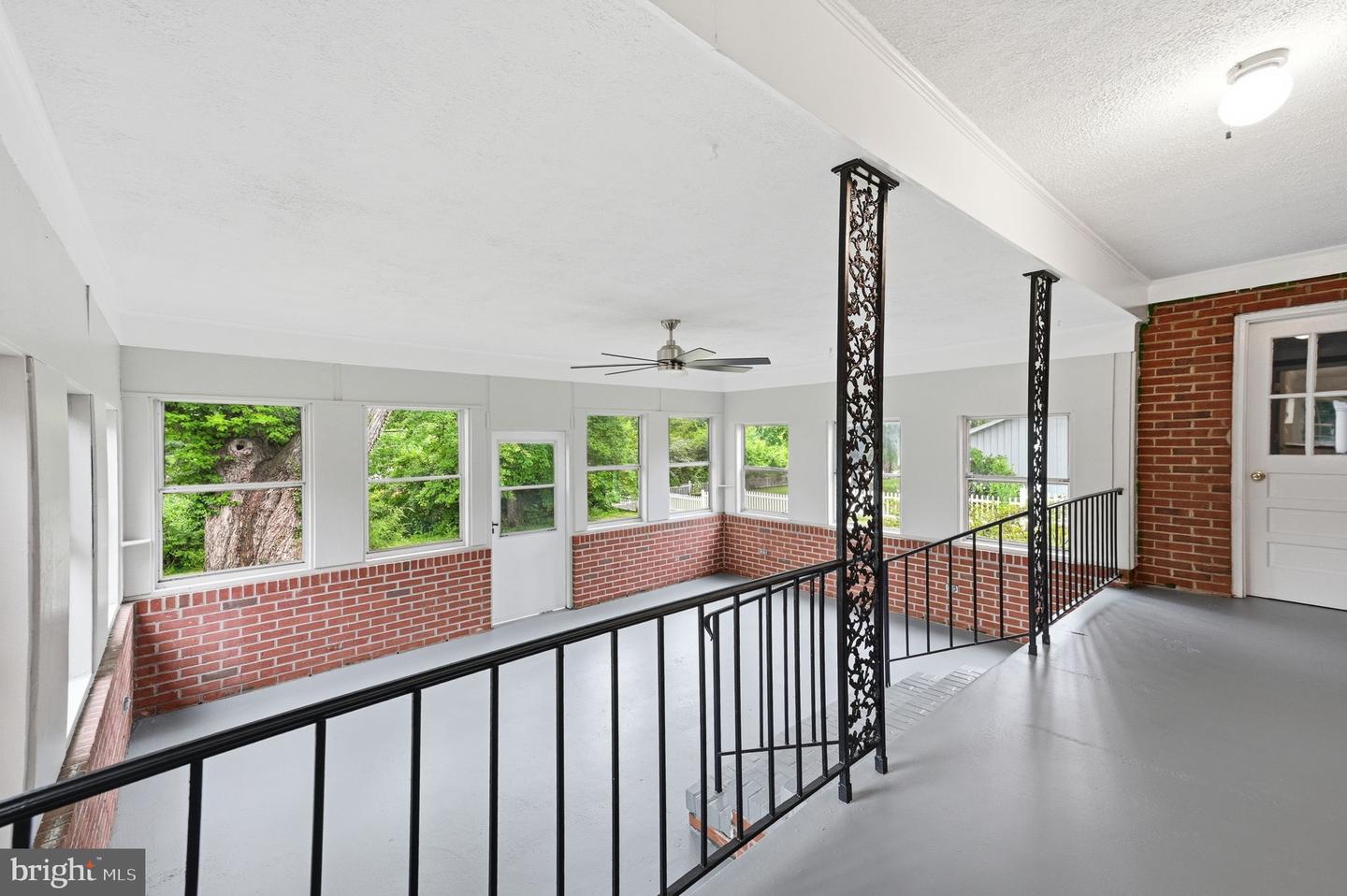 1138 Oaklawn Drive Property Photo 31