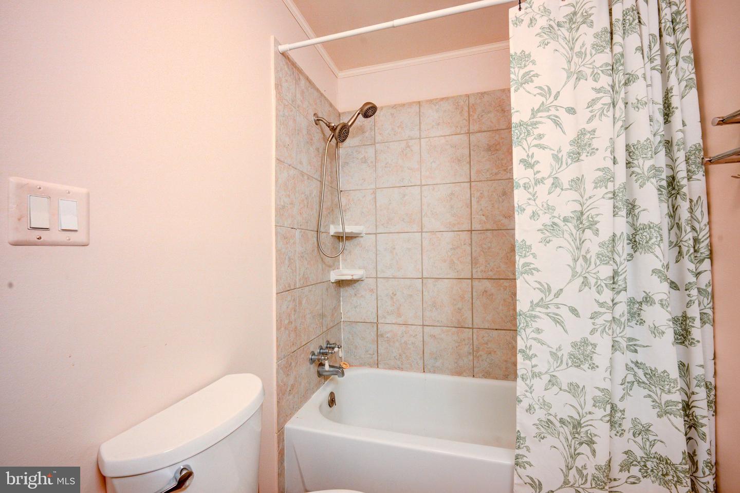 9595 Roys Ln Property Photo 14