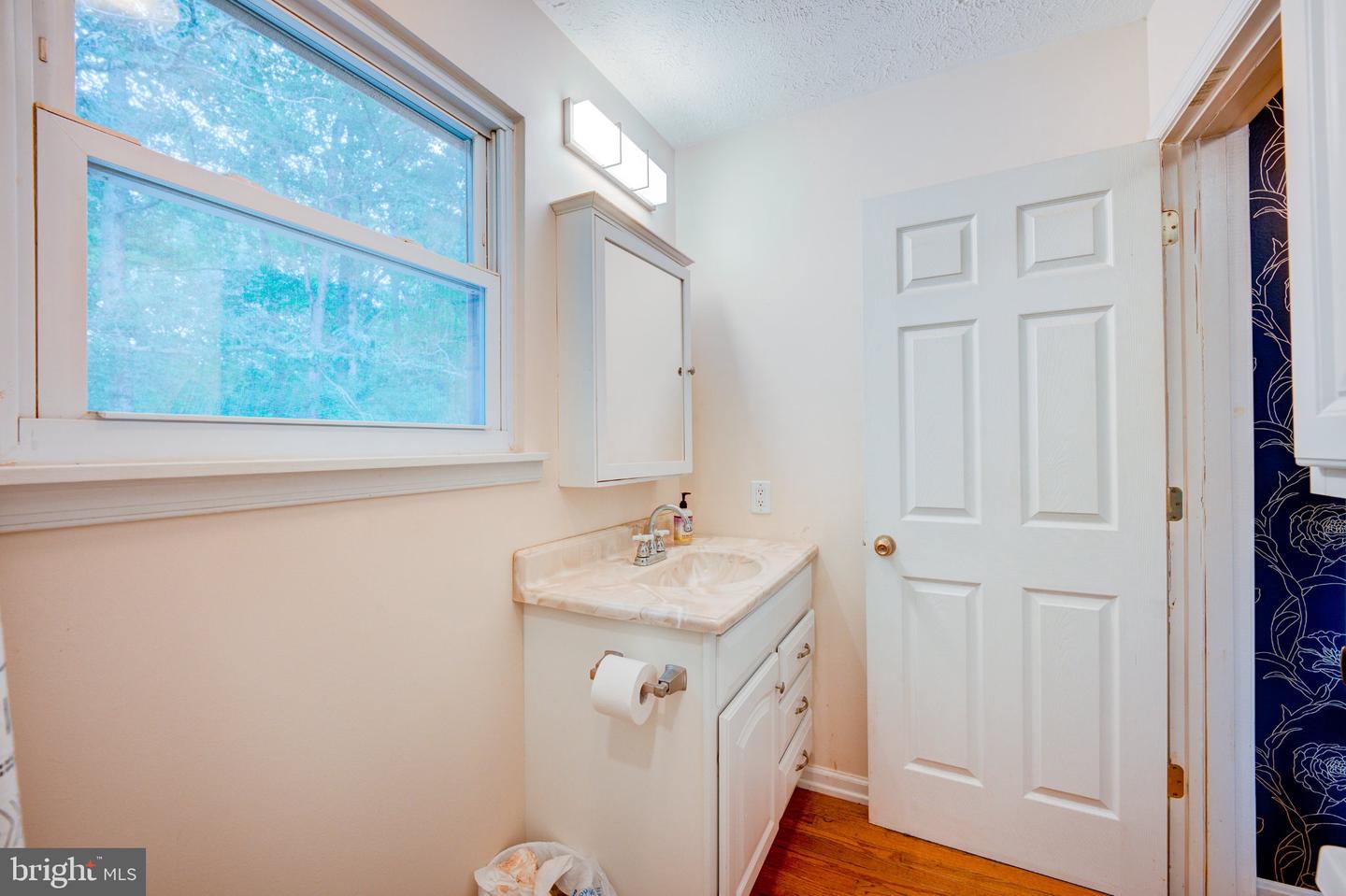 9595 Roys Ln Property Photo 28
