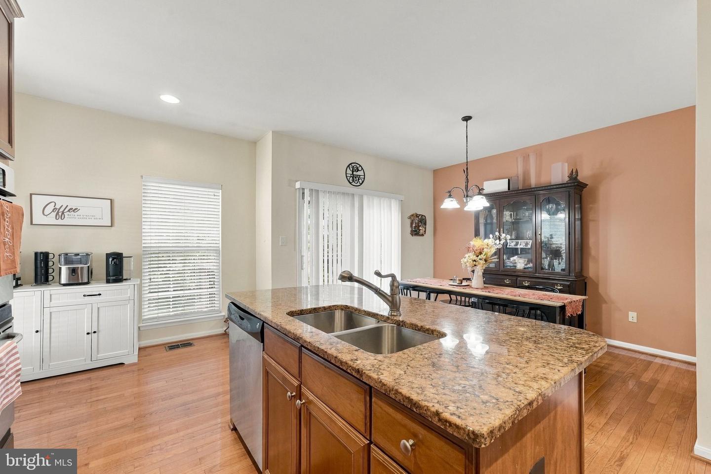 771 Dove Ln Property Photo 18