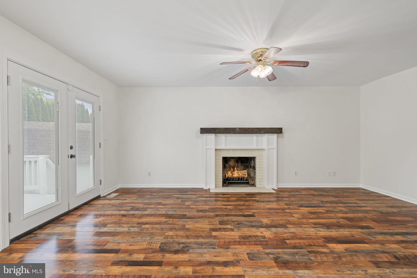 2309 Maplewood Dr Property Photo 19