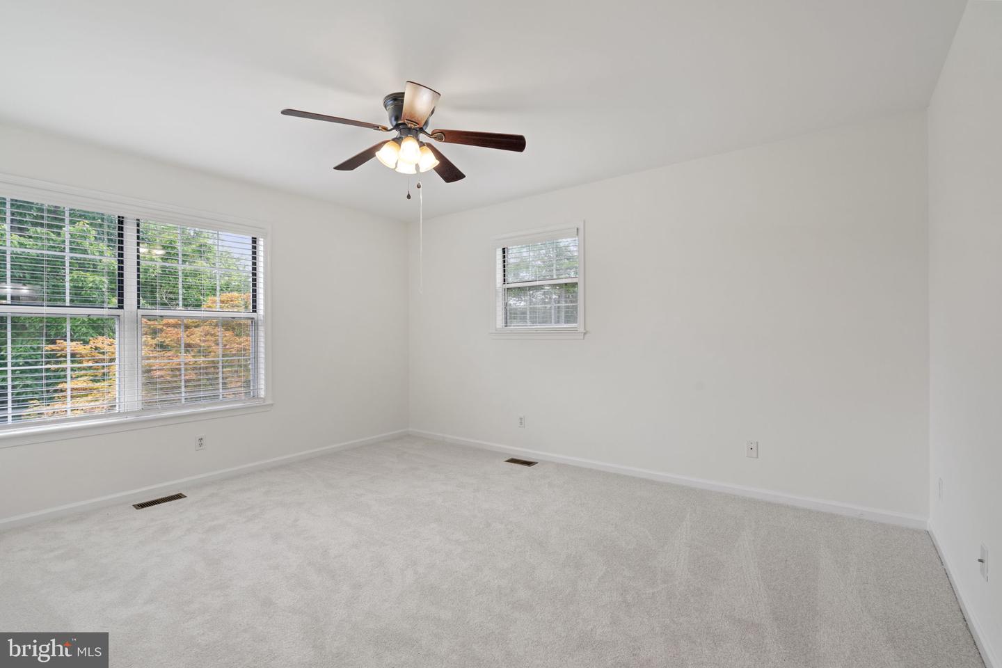 2309 Maplewood Dr Property Photo 35