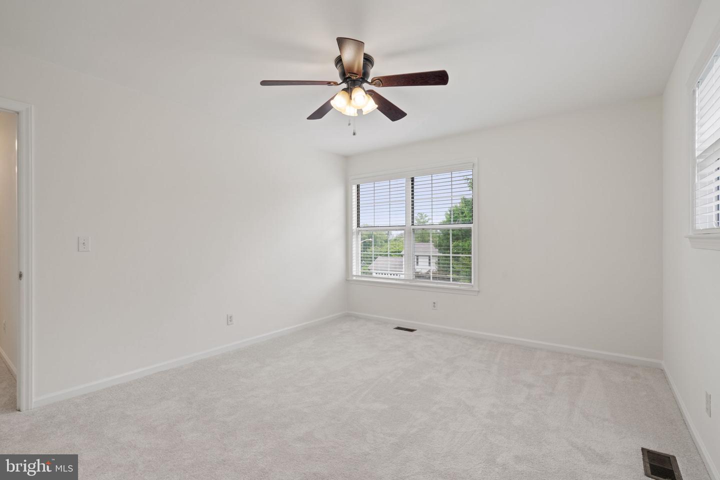2309 Maplewood Dr Property Photo 37