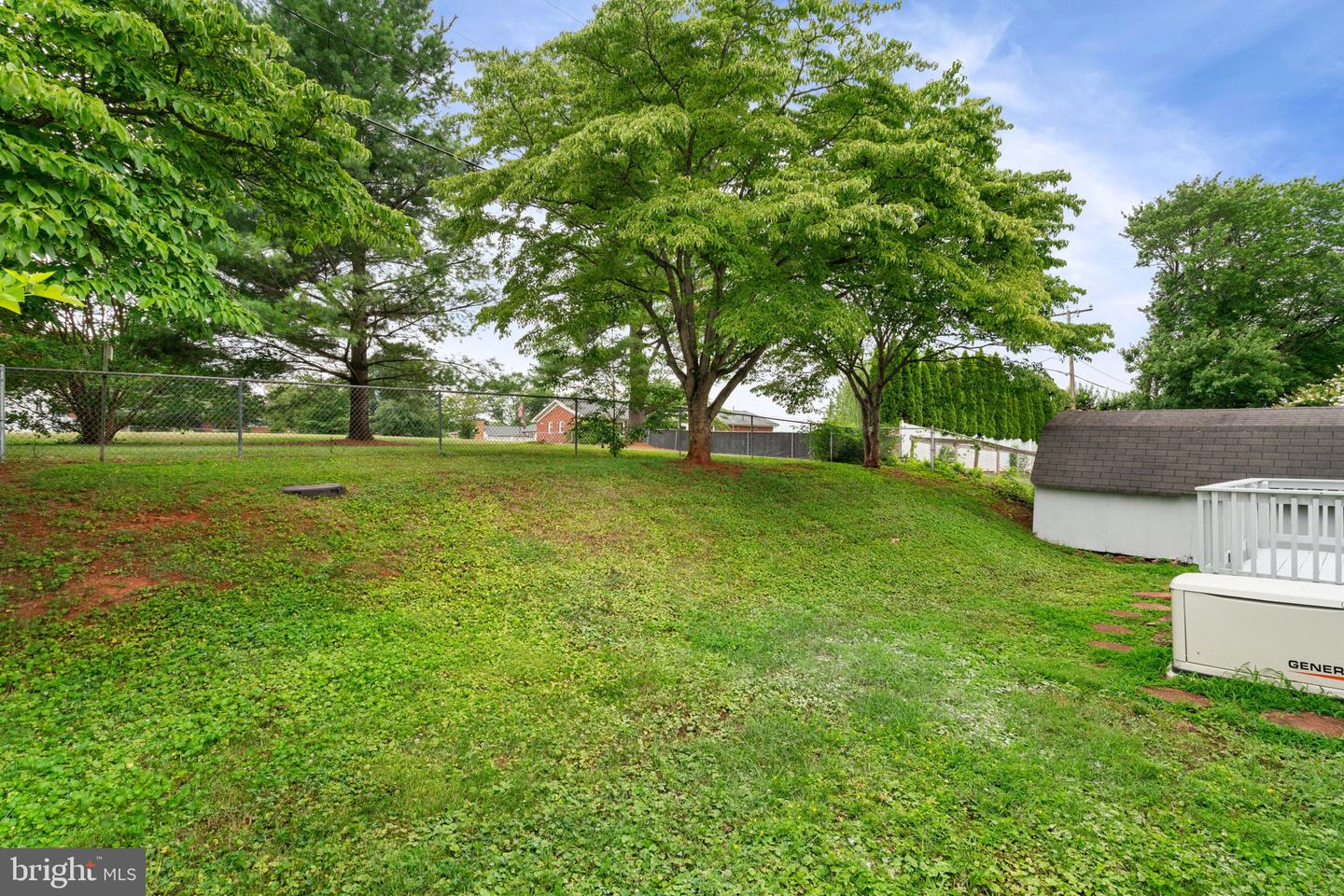 2309 Maplewood Dr Property Photo 45