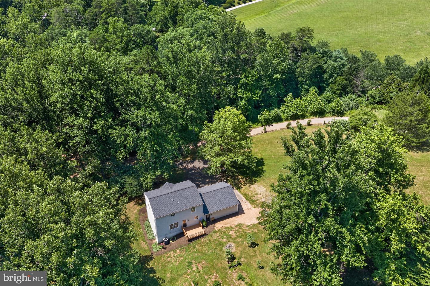 507 Staton Ln Property Photo 3