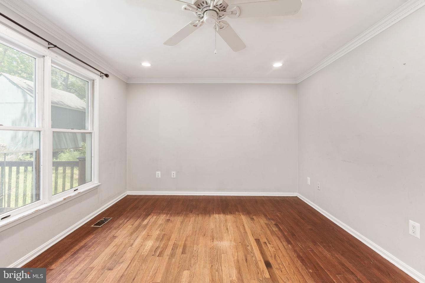 7317 Pleasant Ln Property Photo 10