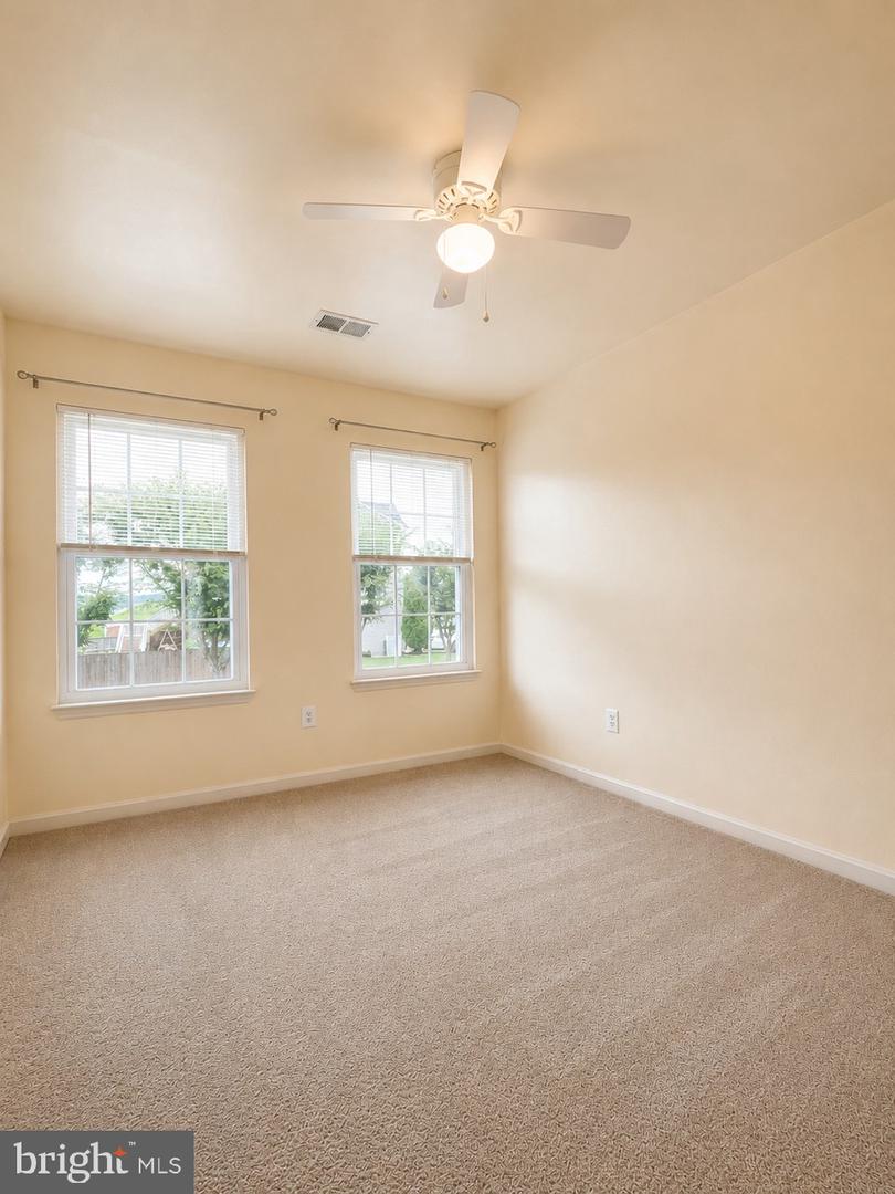 987 Longview Ln Property Photo 20