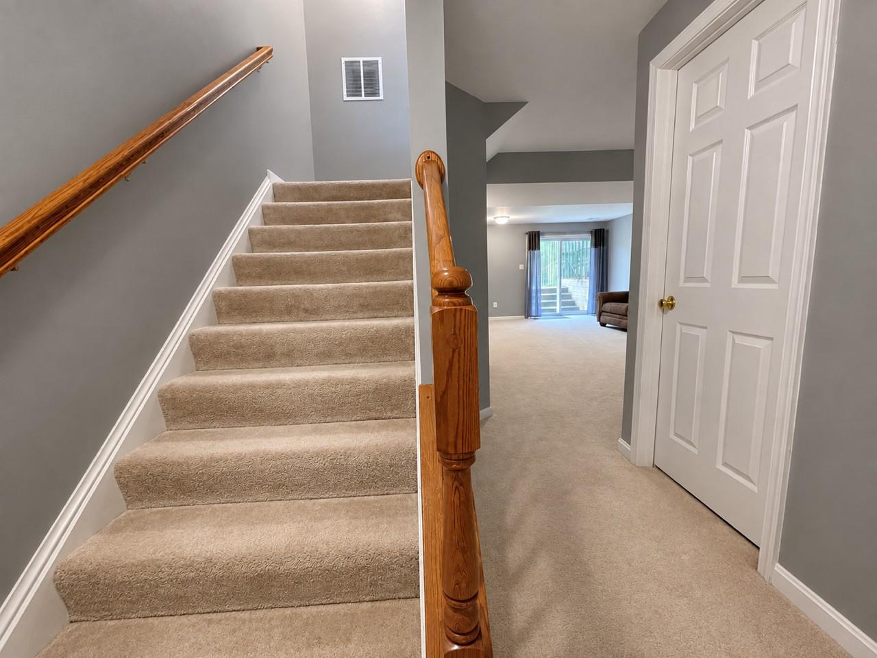 987 Longview Ln Property Photo 22