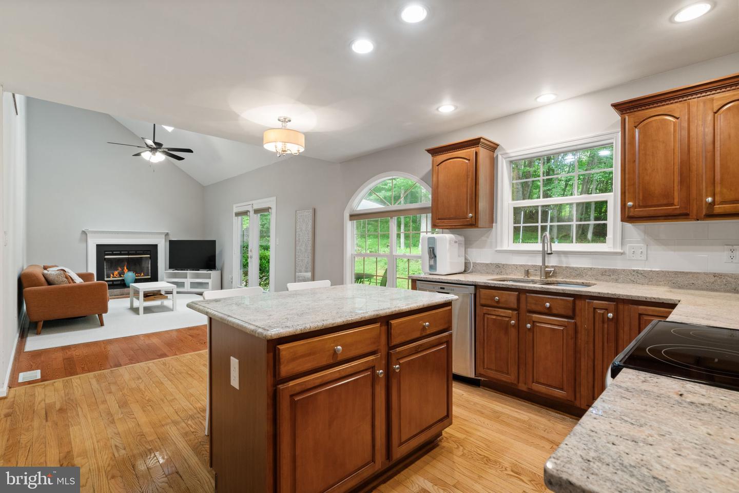 19220 Springfield Cir Property Photo 17