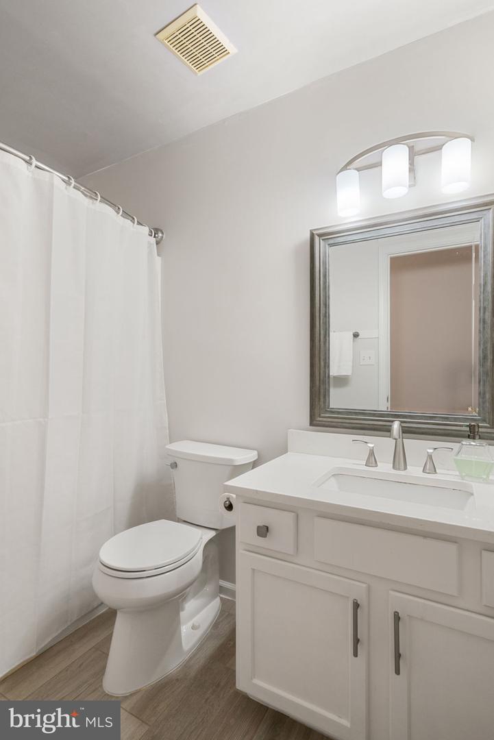 19220 Springfield Cir Property Photo 34