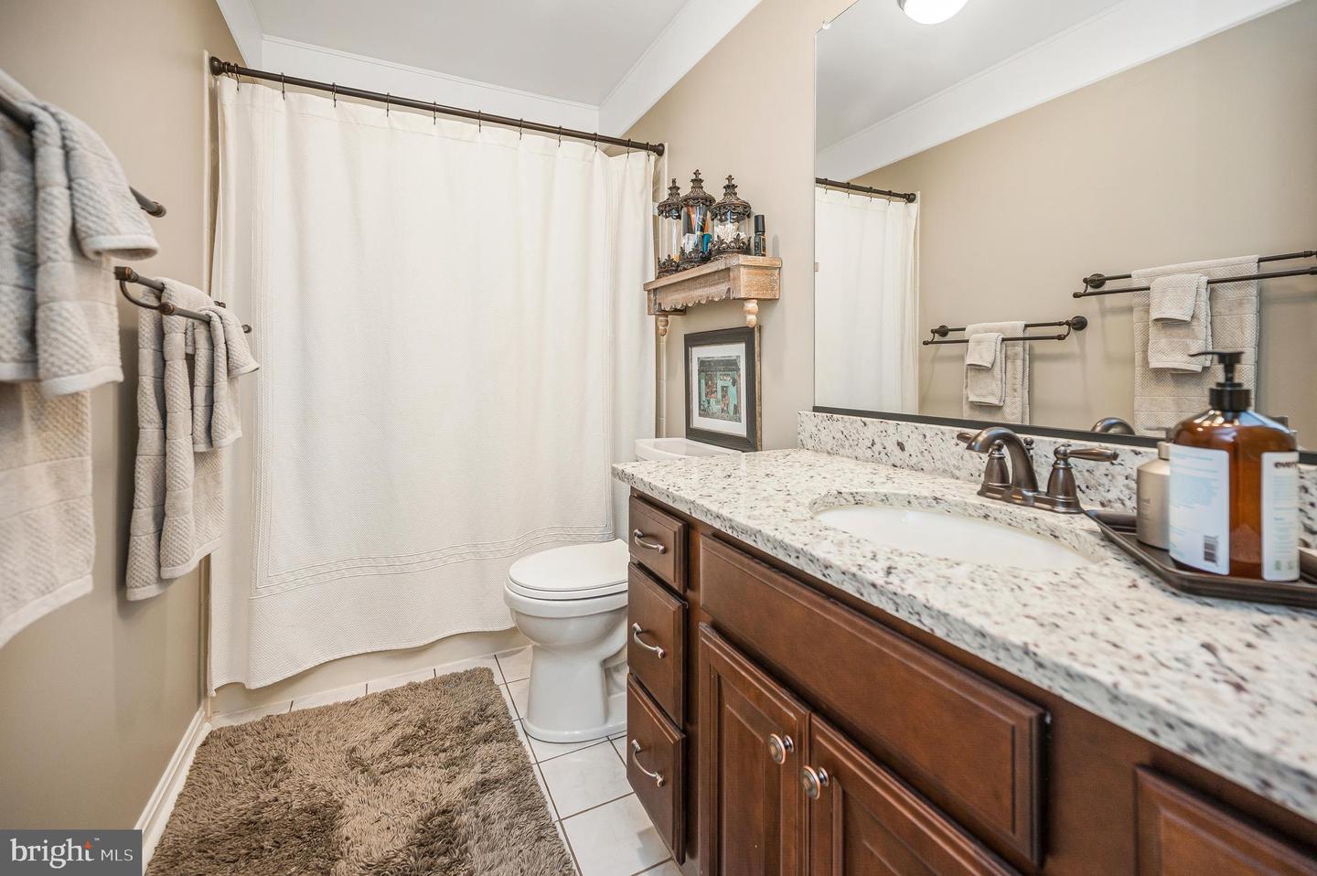 15234 Rillhurst Dr Property Photo 39