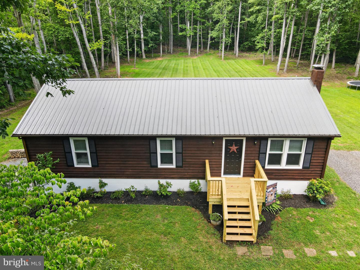 4055 Novum Road Property Photo 2