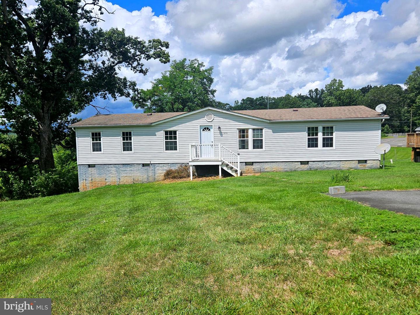 8099 James Monroe Property Photo 1