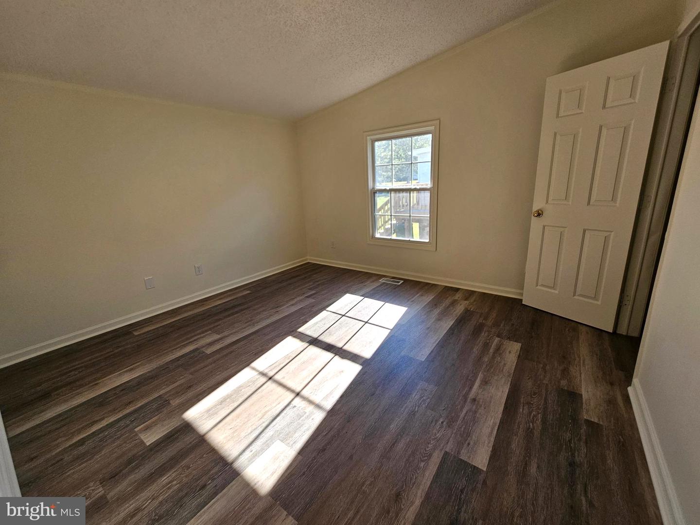 8099 James Monroe Property Photo 18