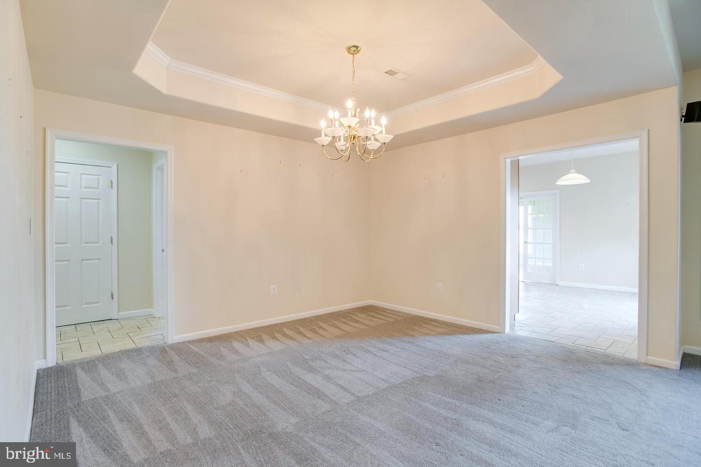 14308 S Hall Ct Property Photo 7