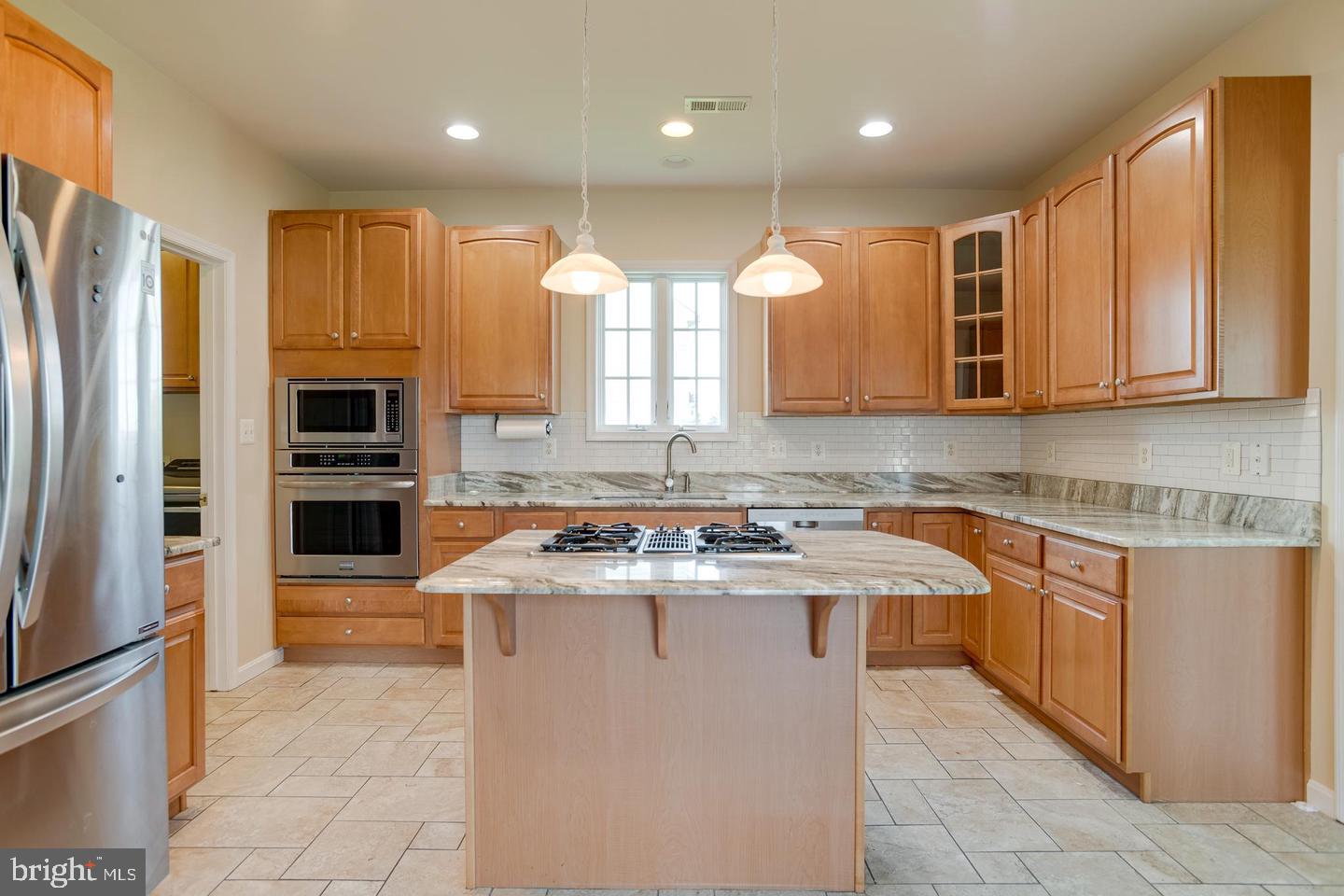 14308 S Hall Ct Property Photo 10