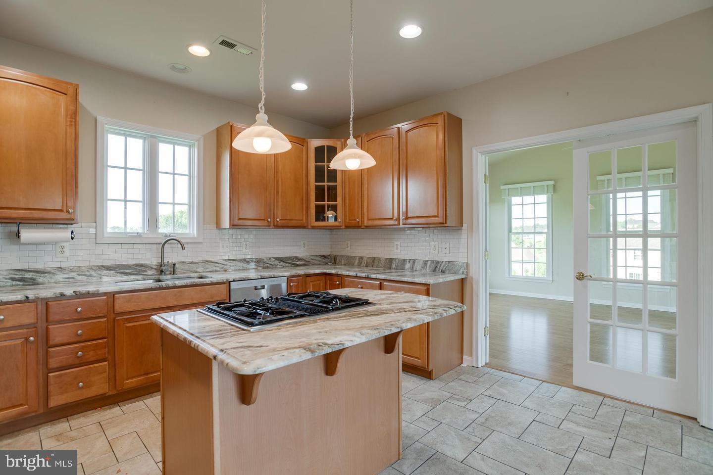 14308 S Hall Ct Property Photo 12