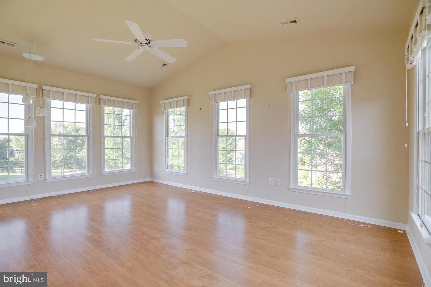 14308 S Hall Ct Property Photo 17