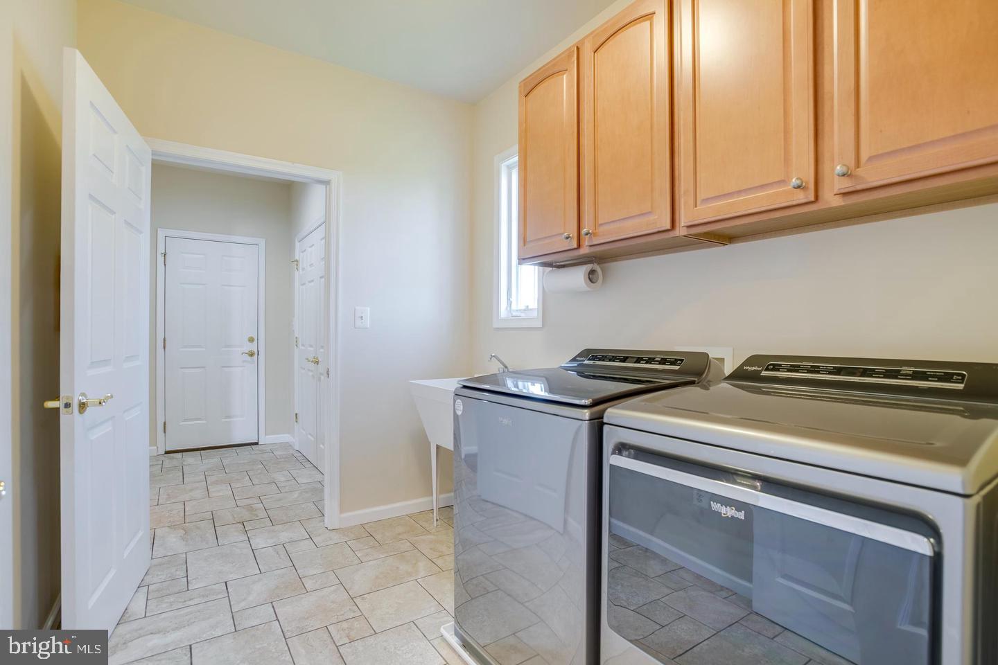 14308 S Hall Ct Property Photo 21