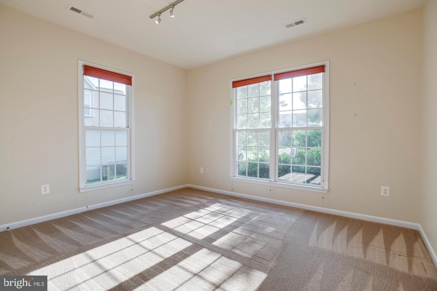 14308 S Hall Ct Property Photo 32