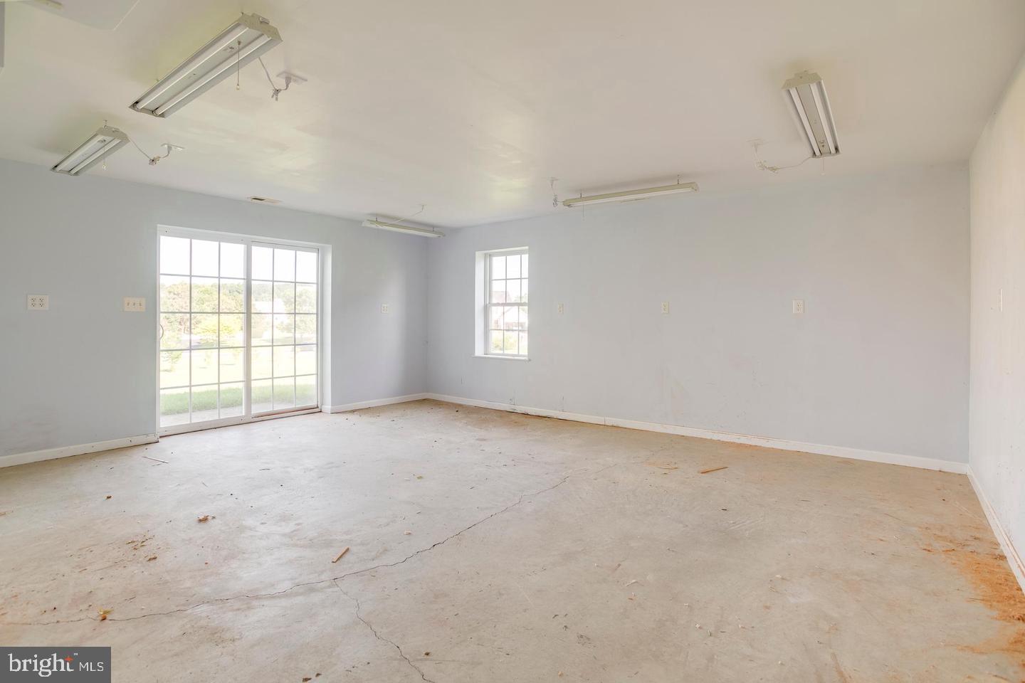 14308 S Hall Ct Property Photo 37