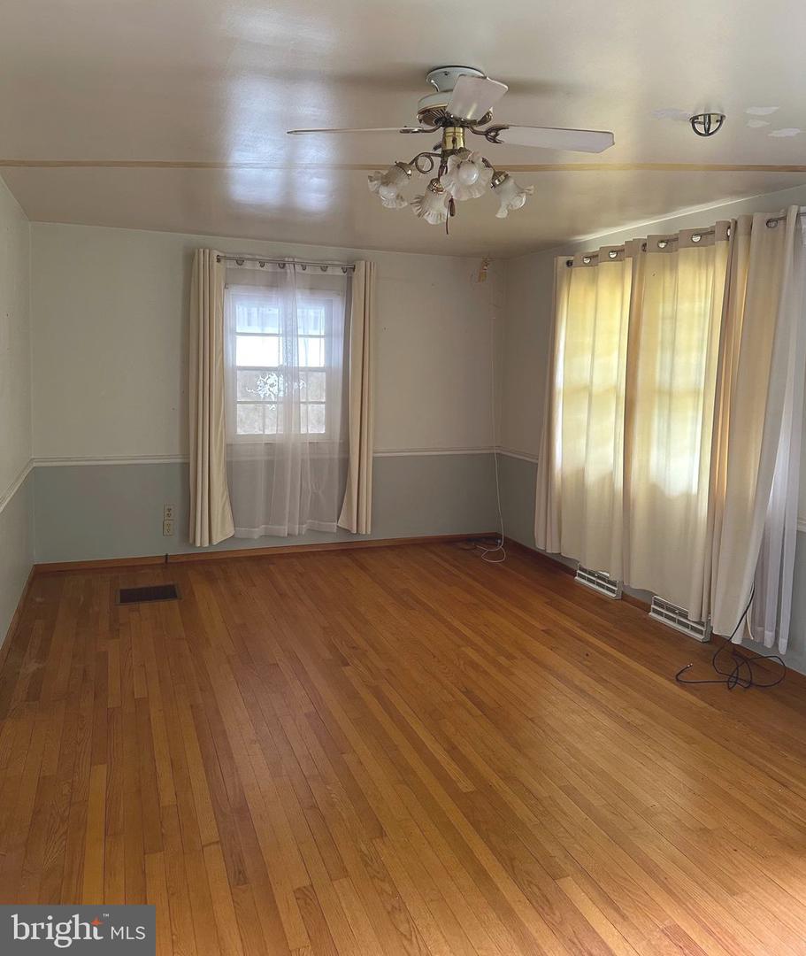 13298 Scotts Mill Rd Property Photo 2
