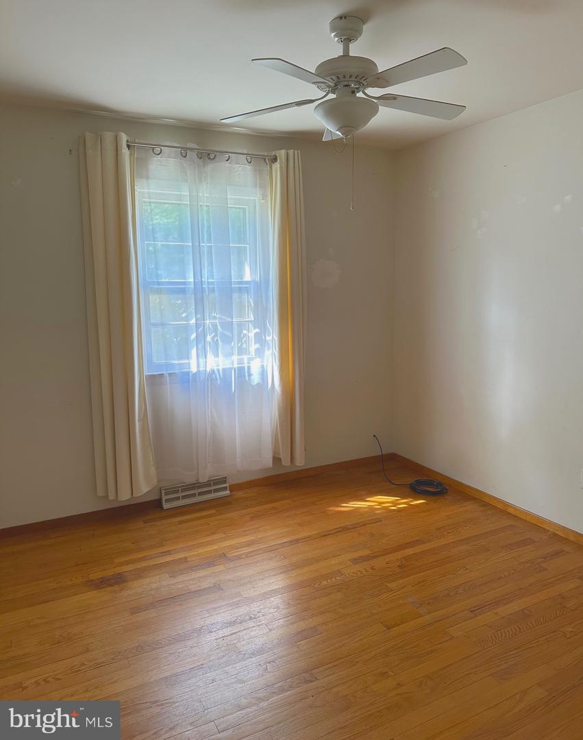 13298 Scotts Mill Rd Property Photo 5